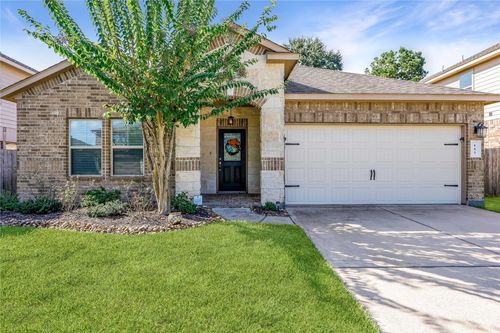 143 Meadow Valley Dr, Conroe, TX, 77384-2133 | Card Image