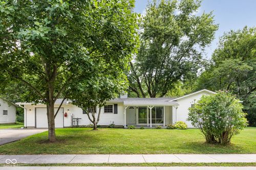 47 Brookside Dr, New Whiteland, IN, 46184-1235 | Card Image