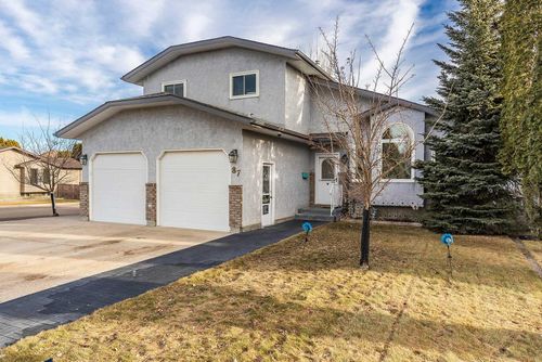87 Prairie Dr Ne, Medicine Hat, AB, T1C1R3 | Card Image