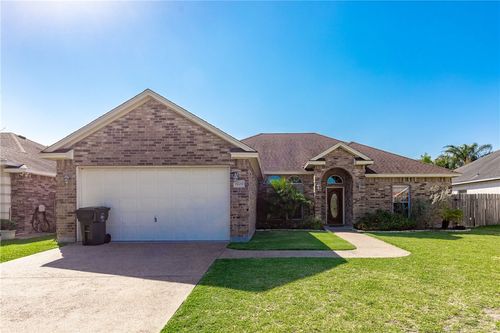 8209 Tango Cir, Corpus Christi, TX, 78414-6436 | Card Image