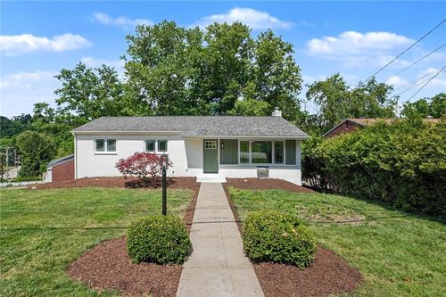 111 Mckenzie Dr, Penn Hills, PA, 15235-4619 | Card Image