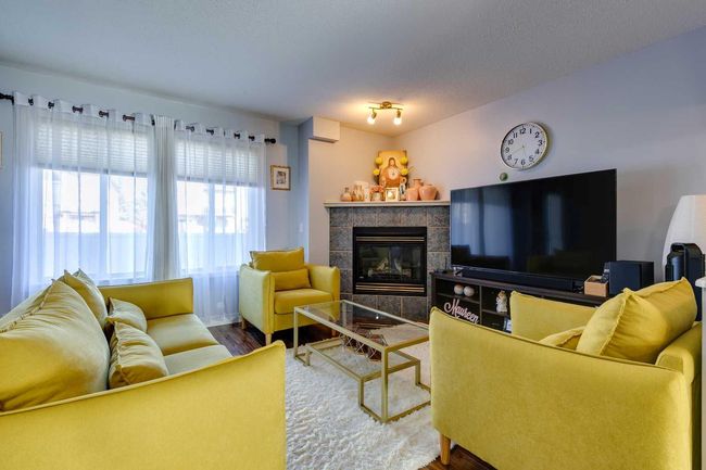 23 Chaparral Ridge Terr Se, Townhouse with 3 bedrooms, 3 bathrooms and 2 parking in Calgary AB | Image 7