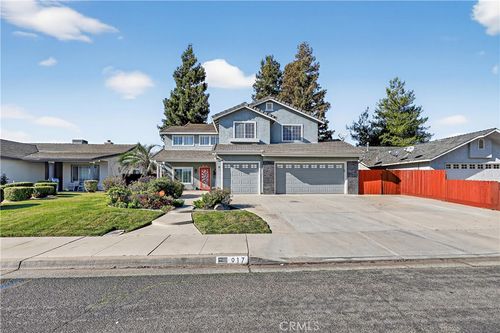 917 Amador, Chowchilla, CA, 93610 | Card Image