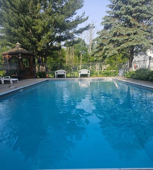 108 Bryant St, West Bridgewater, MA, 02379-1748 | Card Image