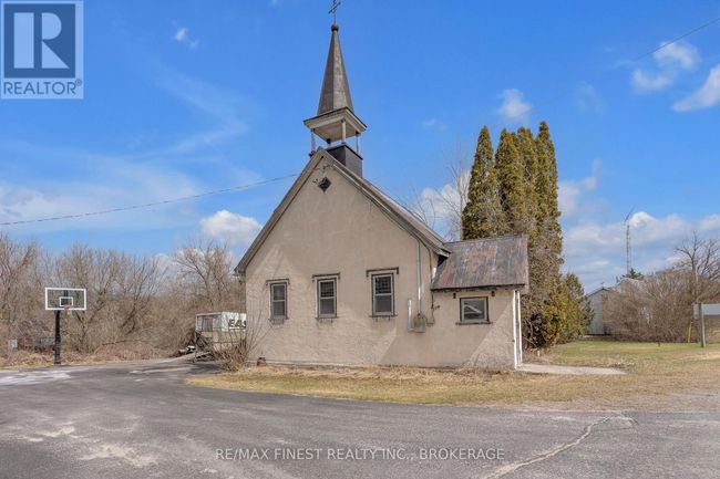 6955 County 2 Road, House other with 4 bedrooms, 2 bathrooms and 8 parking in Loyalist (Lennox and Addington - South) ON | Image 37