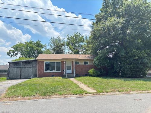 2901 E Malden Ave, Norfolk, VA, 23518-3316 | Card Image