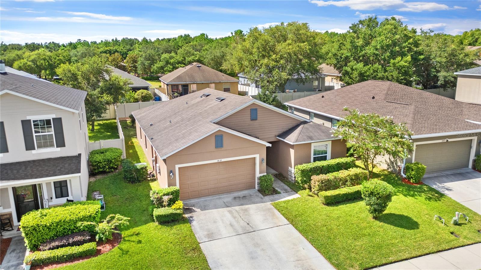 Windsong Oak Dr, Leesburg, FL 34748