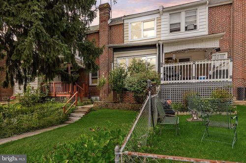 330 W 15th St, CHESTER, PA, 19013-5316 | Card Image