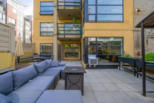 204-124 W 3rd St, North Vancouver, BC, V7M1E8 | Card Image