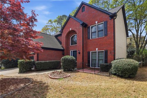 8590 River Walk Lndg, Johns Creek, GA, 30024-1510 | Card Image