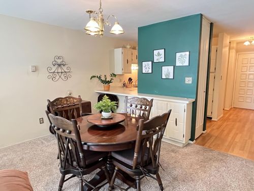 4050 W Rivers Edge Cir, Brown Deer, WI, 53209-1164 | Card Image