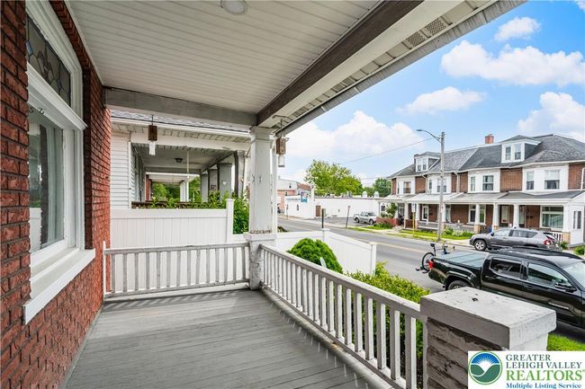 1926 W Broad St, Townhouse with 4 bedrooms, 1 bathrooms and null parking in BETHLEHEM PA | Image 48