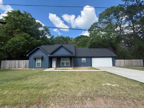 1020 W Avenue B, Silsbee, TX, 77656-3404 | Card Image