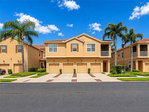 34-105-3426 Parkridge Cir, SARASOTA, FL, 34243-1400 | Card Image
