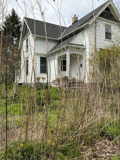 59367 Hilbert Ave, Cedarburg, WI, 53012-2444 | Card Image