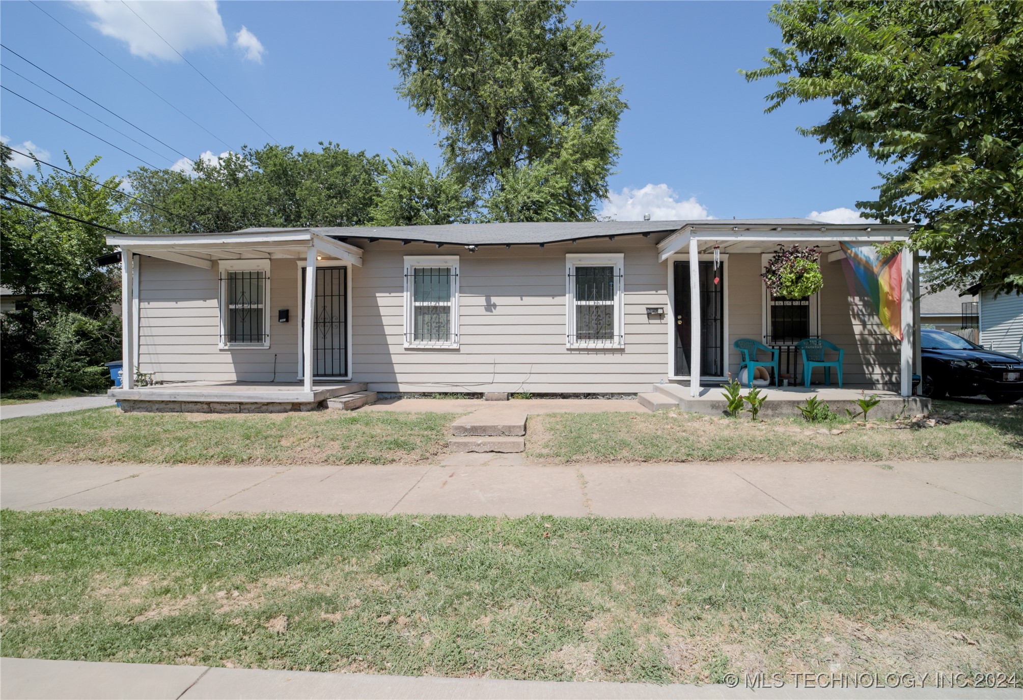 10th St, Tulsa, OK 74120