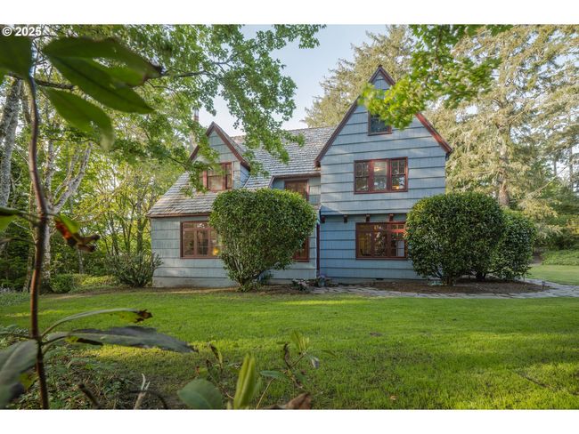 92216 Whiskey Rd, House other with 6 bedrooms, 3 bathrooms and 2 parking in Warrenton OR | Image 45