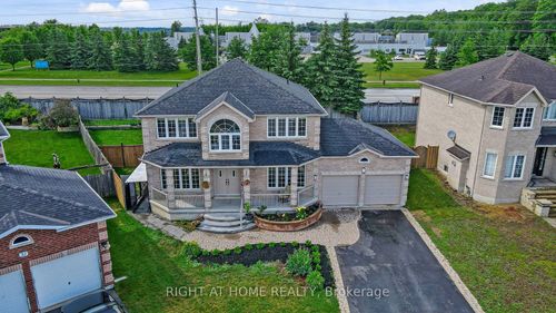 38 Prince George Cres, Barrie, ON, L4N0K9 | Card Image
