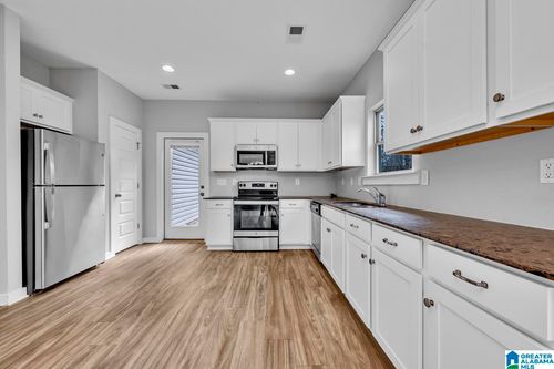 185 White Oak Cir, LINCOLN, AL, 35096-5958 | Card Image
