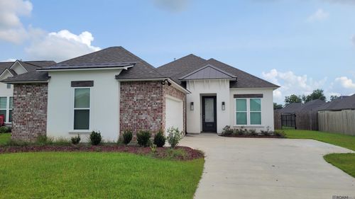 39190 Bridge Path Ln, Gonzales, LA, 70737-7174 | Card Image
