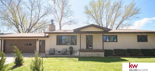 803 6th St, Edgar, NE, 68935-3209 | Card Image