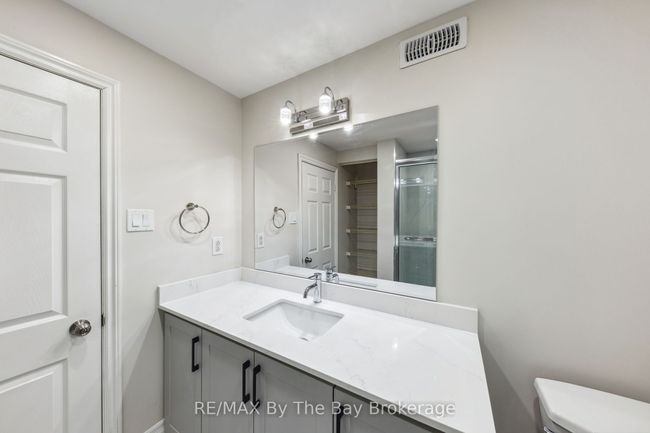174 32nd St S, House other with 4 bedrooms, 4 bathrooms and 8 parking in Wasaga Beach ON | Image 33