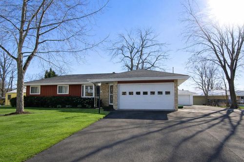 1905 Roosevelt Avenue, OSHKOSH, WI, 54901 | Card Image