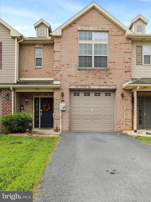 237 Meriweather Dr, CHAMBERSBURG, PA, 17201 | Card Image