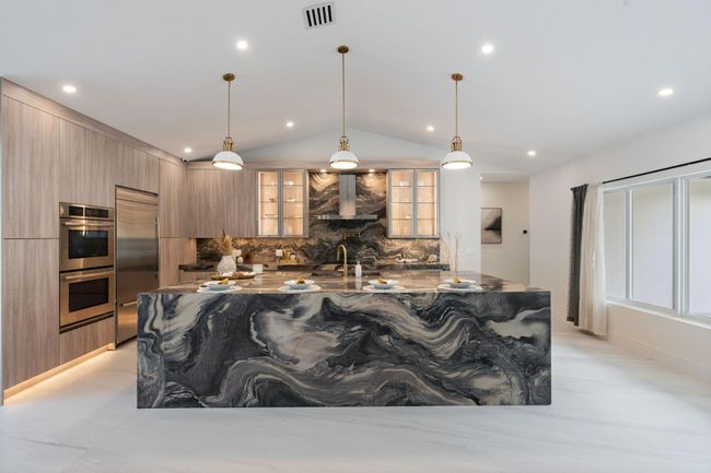 13900 Mustang Trl, House other with 5 bedrooms, 6 bathrooms and null parking in Southwest Ranches FL | Image 23