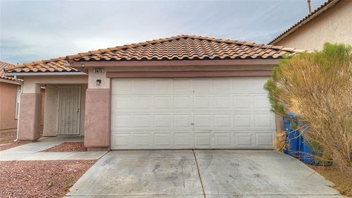 5675 Malone Ct, Las Vegas, NV, 89118-6036 | Card Image
