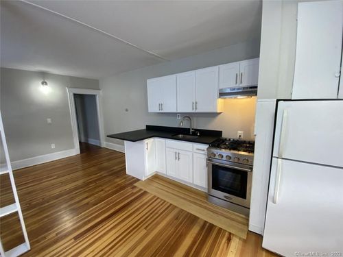 apt-4-34 Center St, Bristol, CT, 06010-4996 | Card Image