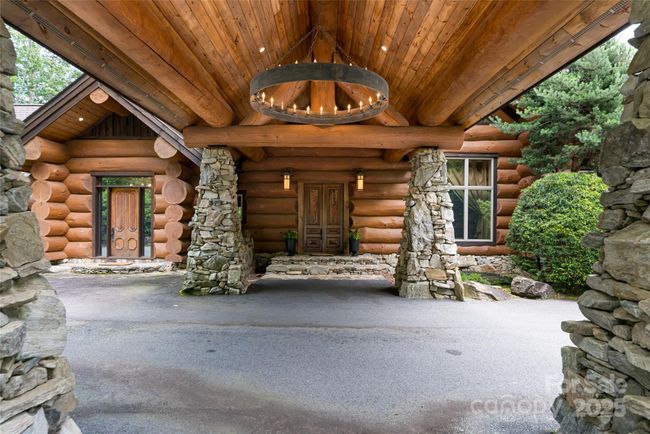 this may be the most stunning porte-cochere this side of the Mississippi | Image 6