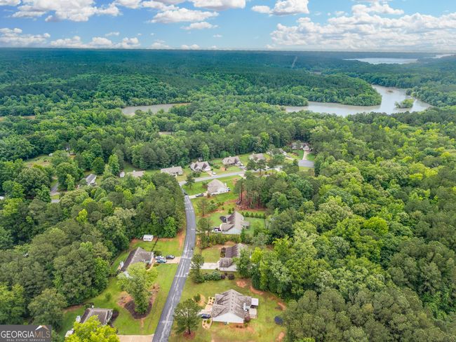 1081 Oak Hill Ln, House other with 3 bedrooms, 2 bathrooms and 2 parking in Madison GA | Image 7
