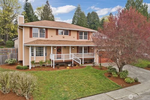 20008 Se 267th Pl, Covington, WA, 98042-6140 | Card Image