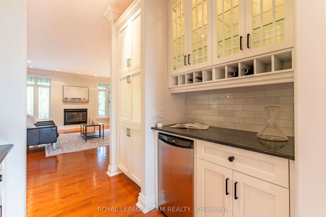 5422 Wadell Crt, House other with 4 bedrooms, 4 bathrooms and 6 parking in Manotick ON | Image 6
