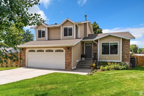 888 Rice Cir, Farmington, UT, 84025-2120 | Card Image