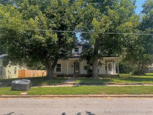 1006 C St Nw, Ardmore, OK, 73401-5840 | Card Image