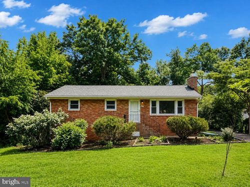8413 Rugby Rd, Manassas Park, VA, 20111-1909 | Card Image