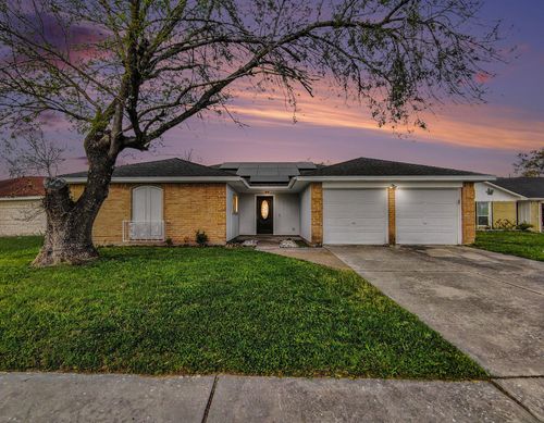 2735 Kings Canyon Ct, Houston, TX, 77067-1945 | Card Image
