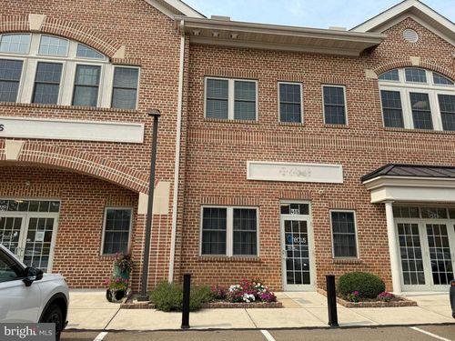 408-400 Old Forge Ln, KENNETT SQUARE, PA, 19348-1918 | Card Image