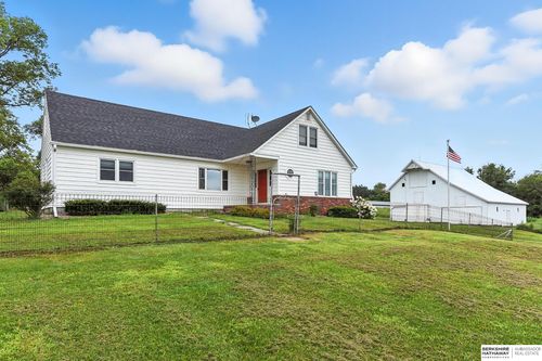323 County Road 25, Hooper, NE, 68031-1295 | Card Image