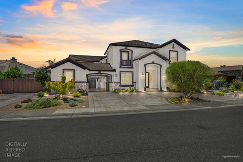 6600 Caprezzo Way, Elk Grove, CA, 95757-3064 | Card Image