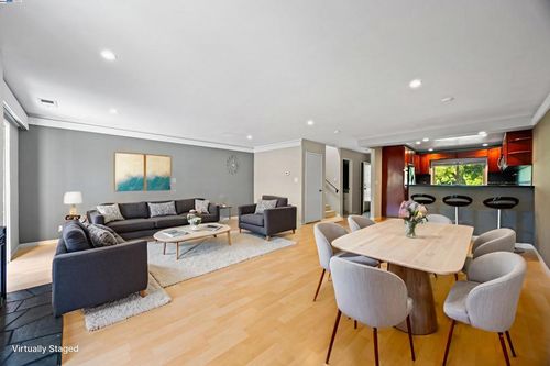 3315 Willis Ln, Alameda, CA, 94502-6955 | Card Image