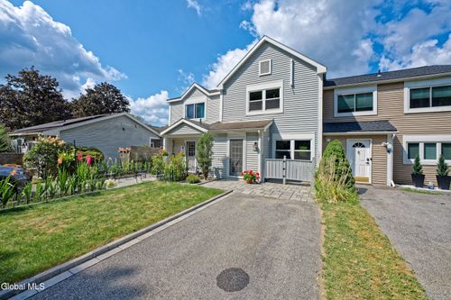 41 White Farm Rd, Saratoga Springs, NY, 12866 | Card Image