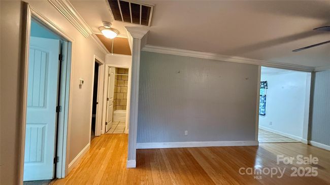 LR With split- Kitchen to right and beds/baths to left. | Image 24
