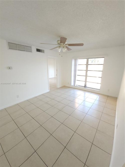 8-h-4505 Treehouse Ln, Tamarac, FL, 33319-2026 | Card Image