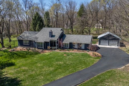 39 Victoria Dr, Granville, OH, 43023-9107 | Card Image