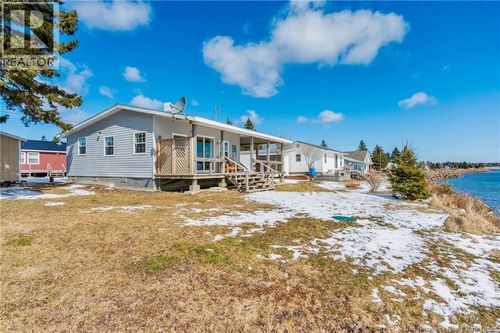 95 Hicks Beach Rd, Upper Cape, NB, E4M | Card Image