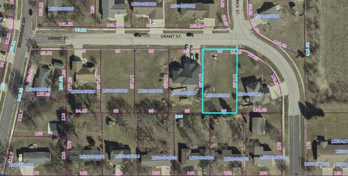 1212 Grant St, Parkersburg, IA, 50665 | Card Image