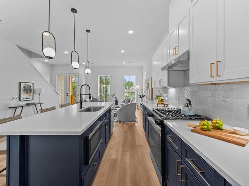 a-1802 Del Norte St, Houston, TX, 77018 | Card Image